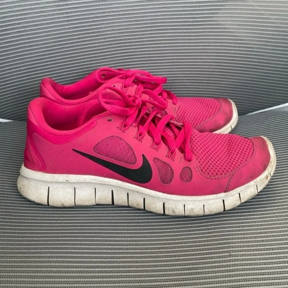 VGC Nike Free 5.0 Runners - Size 5Y
